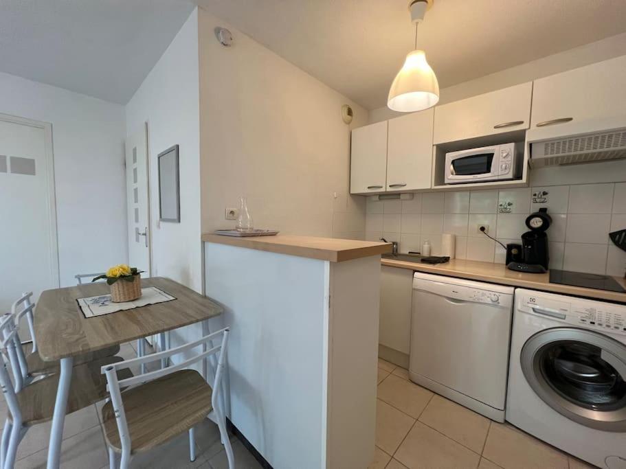 T2 Calme Et Paisible Parking Apartment Carcassonne Exterior photo